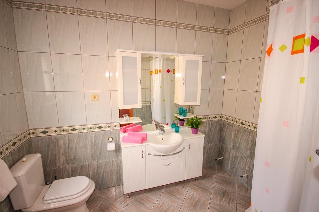 Apartmani Kristijan Jesenice  Exterior photo