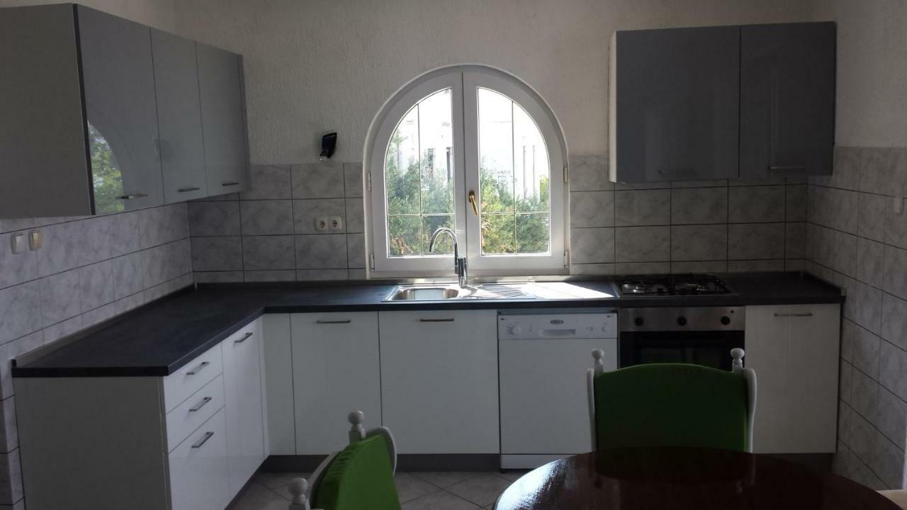 Apartmani Kristijan Jesenice  Exterior photo